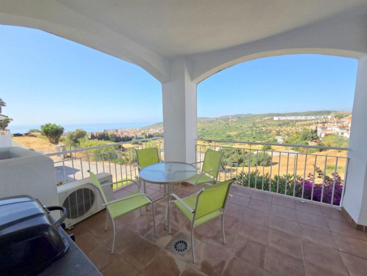 2 Bed Ground Floor Apartment in La Duquesa in La Duquesa, Apartment