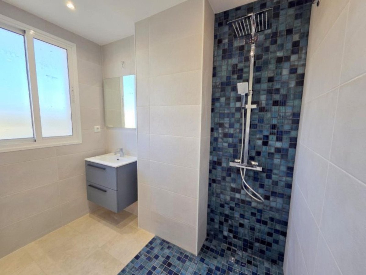 3 Bed Ground Floor Apartment in La Duquesa in La Duquesa — Apartment