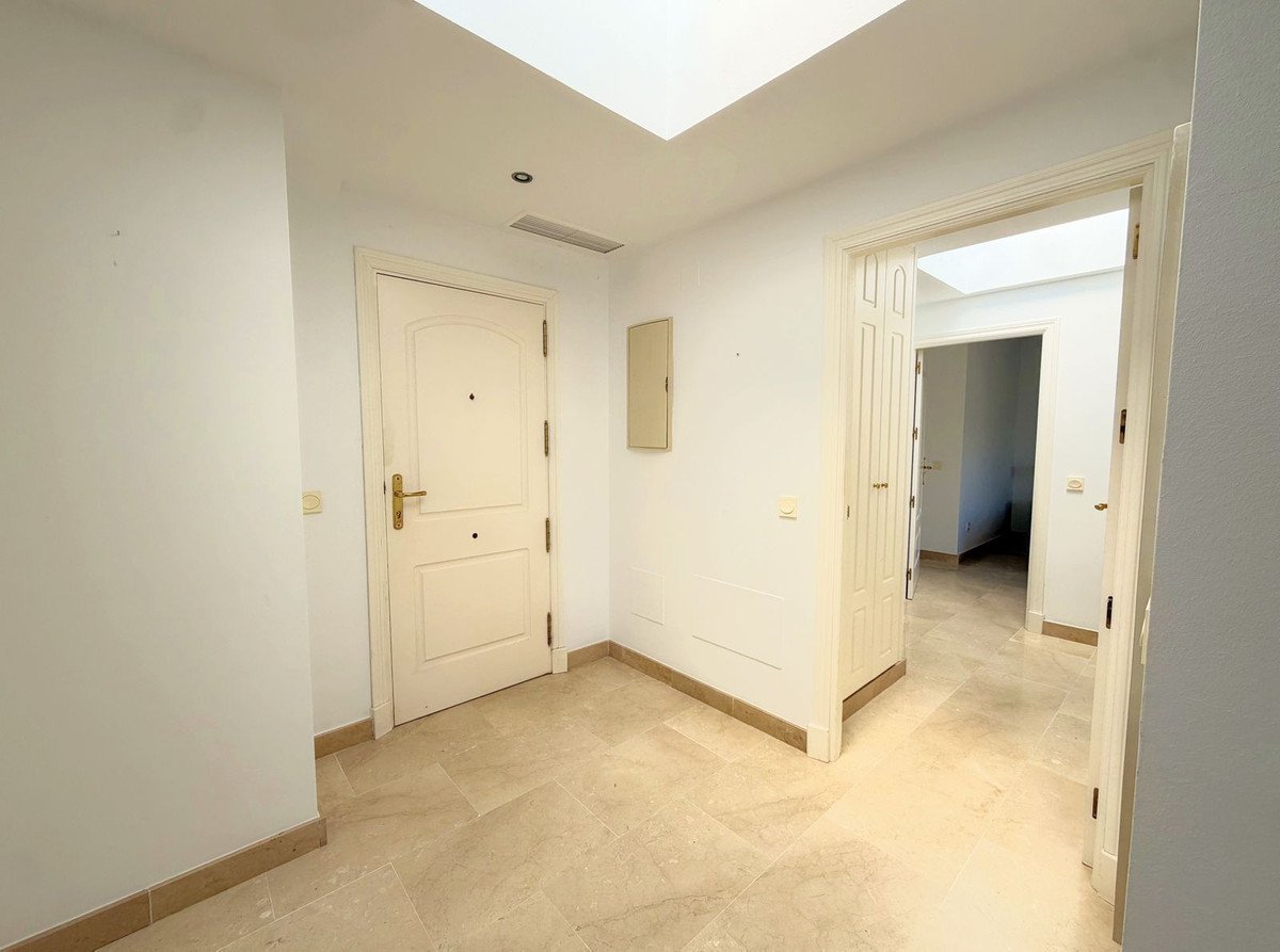 2 Bed Penthouse in La Duquesa in La Duquesa — Penthouse