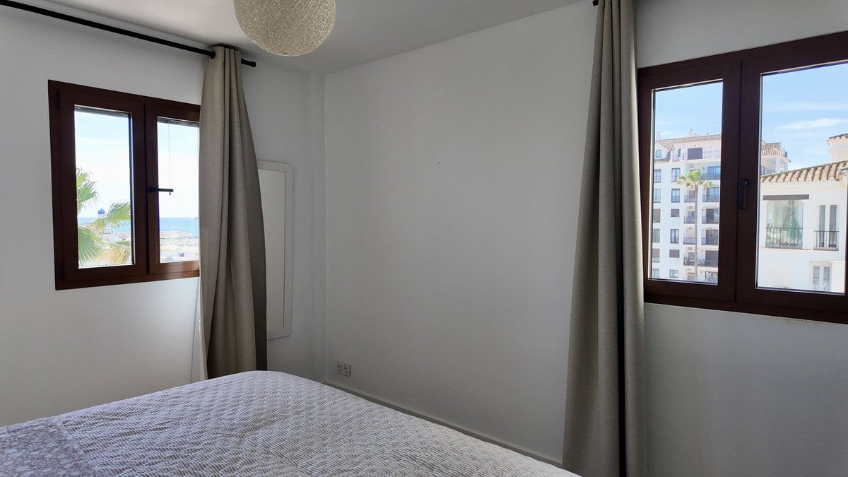 4 Bed Penthouse Duplex in La Duquesa in La Duquesa — Penthouse Duplex