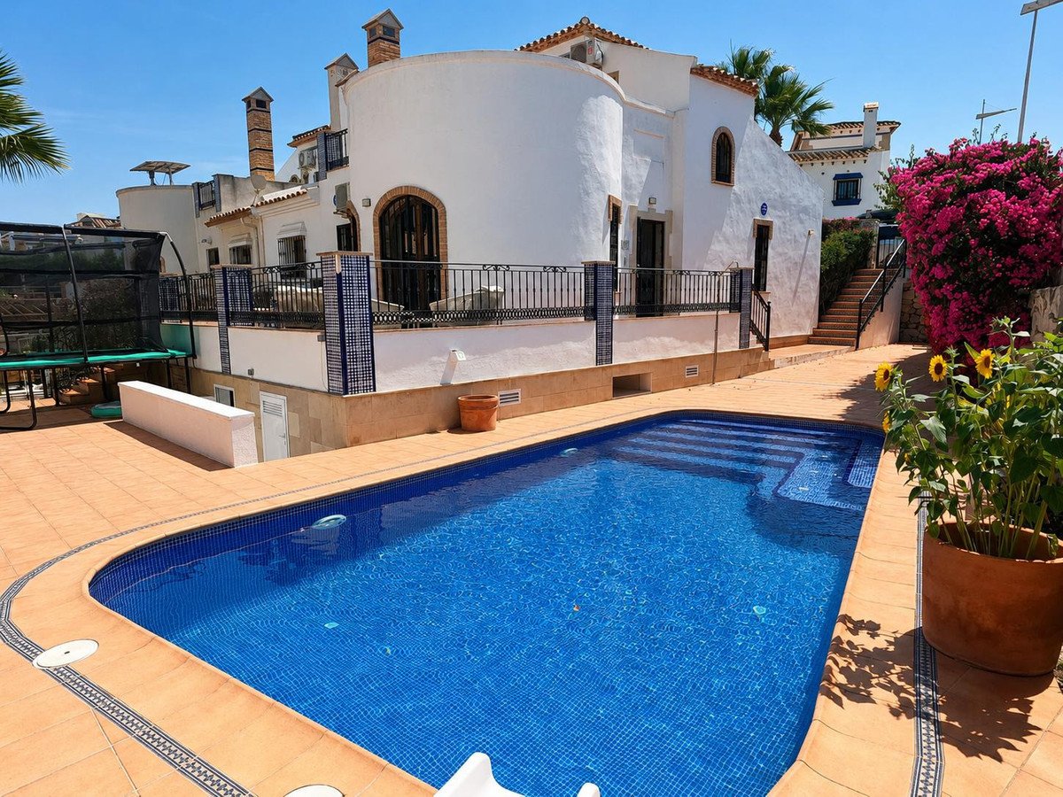 3 Bed Detached Villa in La Finca Golf in La Finca Golf, Detached Villa