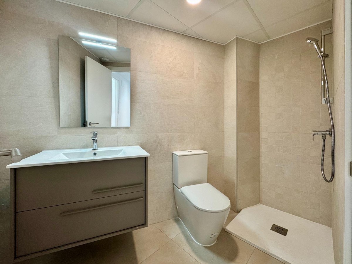 3 Bed Middle Floor Apartment in La Florida in La Florida — Apartment