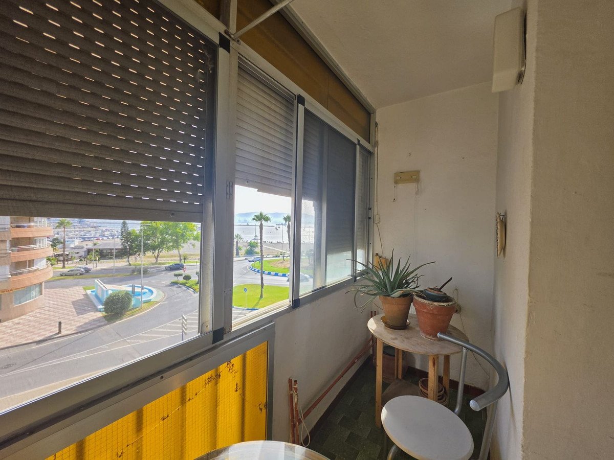 3 Bed Top Floor Apartment in La Línea in La Línea, Apartment