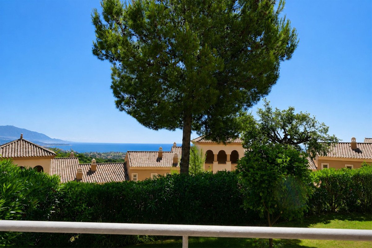 2 Bed Ground Floor Apartment in La Mairena in La Mairena, Apartment