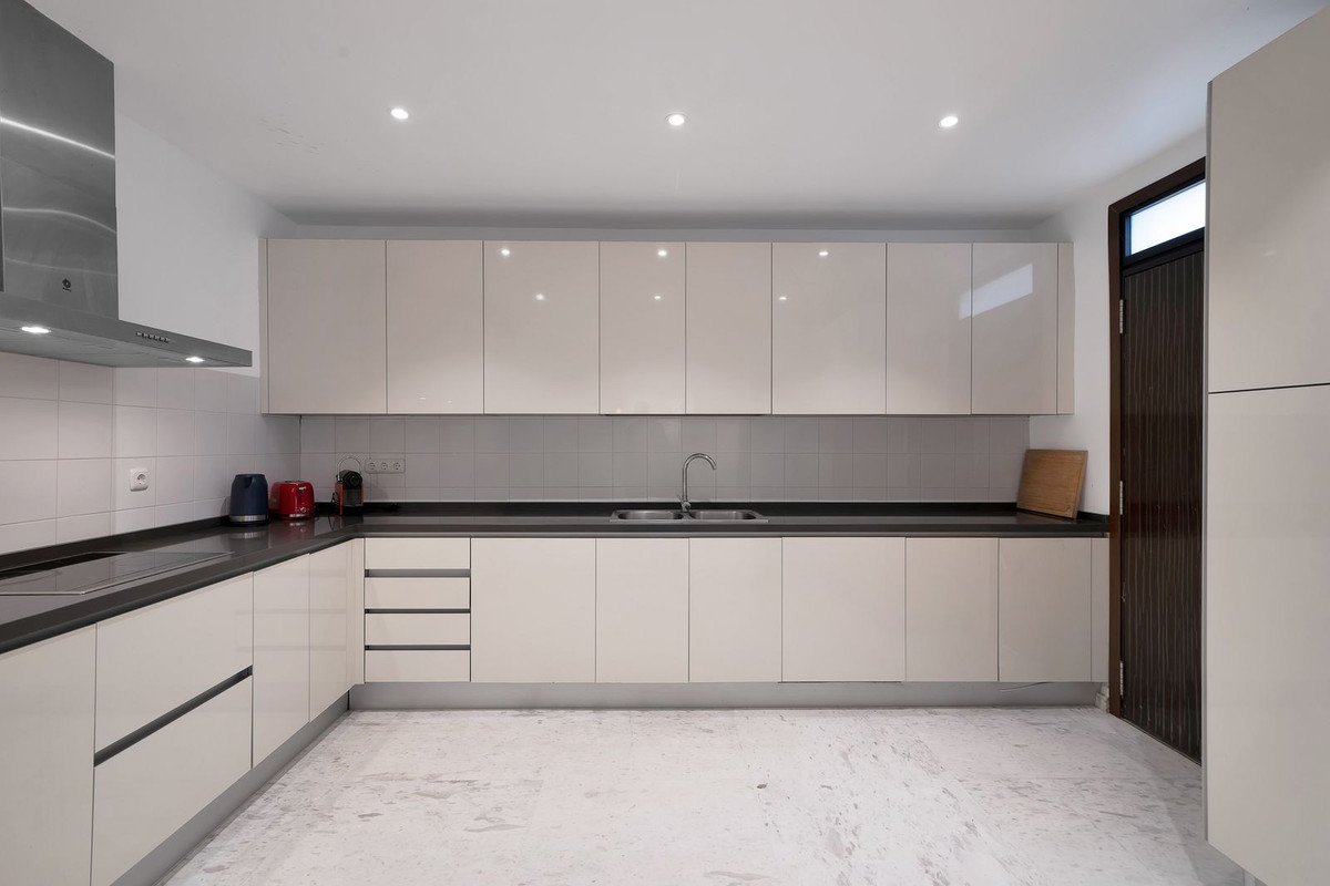 2 Bed Ground Floor Apartment in La Mairena in La Mairena — Apartment