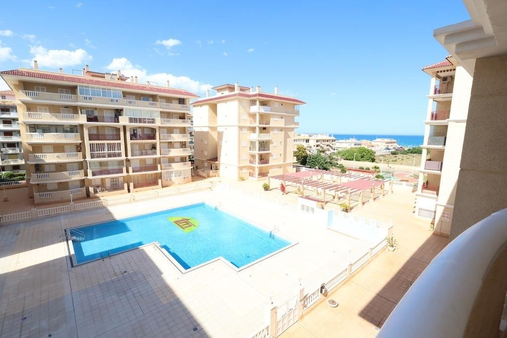 2 Bed Middle Floor Apartment in La Mata in La Mata — Apartment