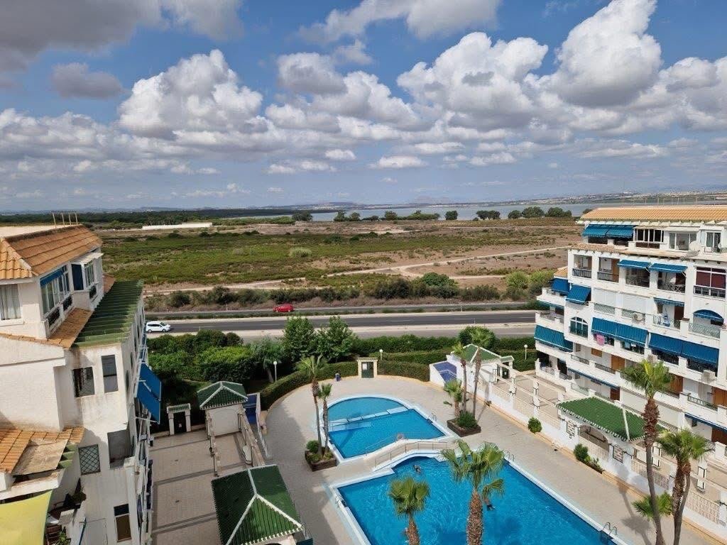 Middle Floor Studio in La Mata in La Mata, Studio