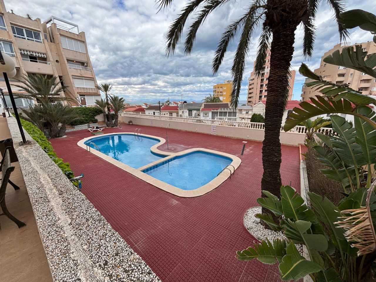 1 Bed Ground Floor Apartment in La Mata a La Mata — Appartamento