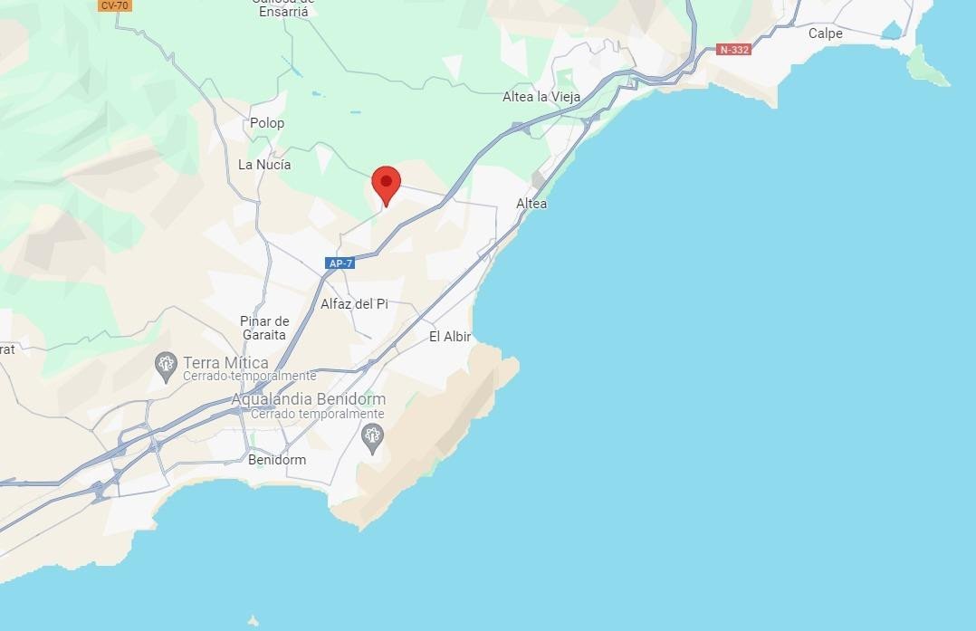 Map showing location of property near Benidorm, Spain, with coastal and road access.