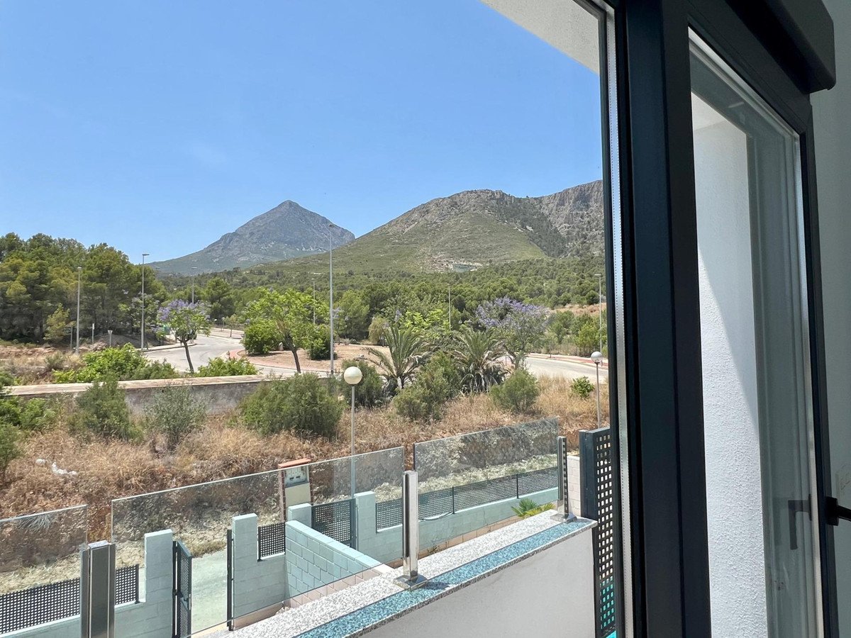 25 photo