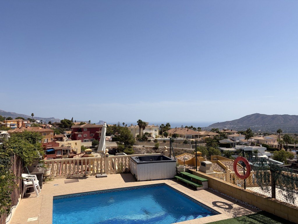 3 Bed Townhouse in La Nucia in La Nucia, Townhouse
