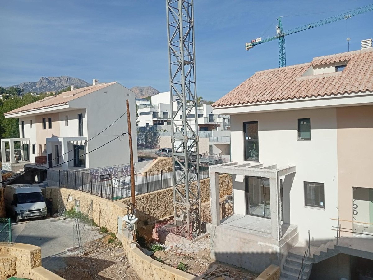 3 Bed Bungalow in La Nucia in La Nucia, Bungalow