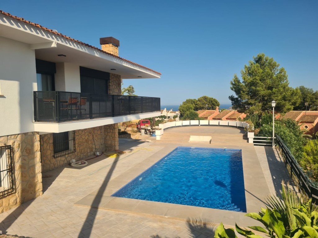 5 Bed Detached Villa in La Nucia in La Nucia, Detached Villa