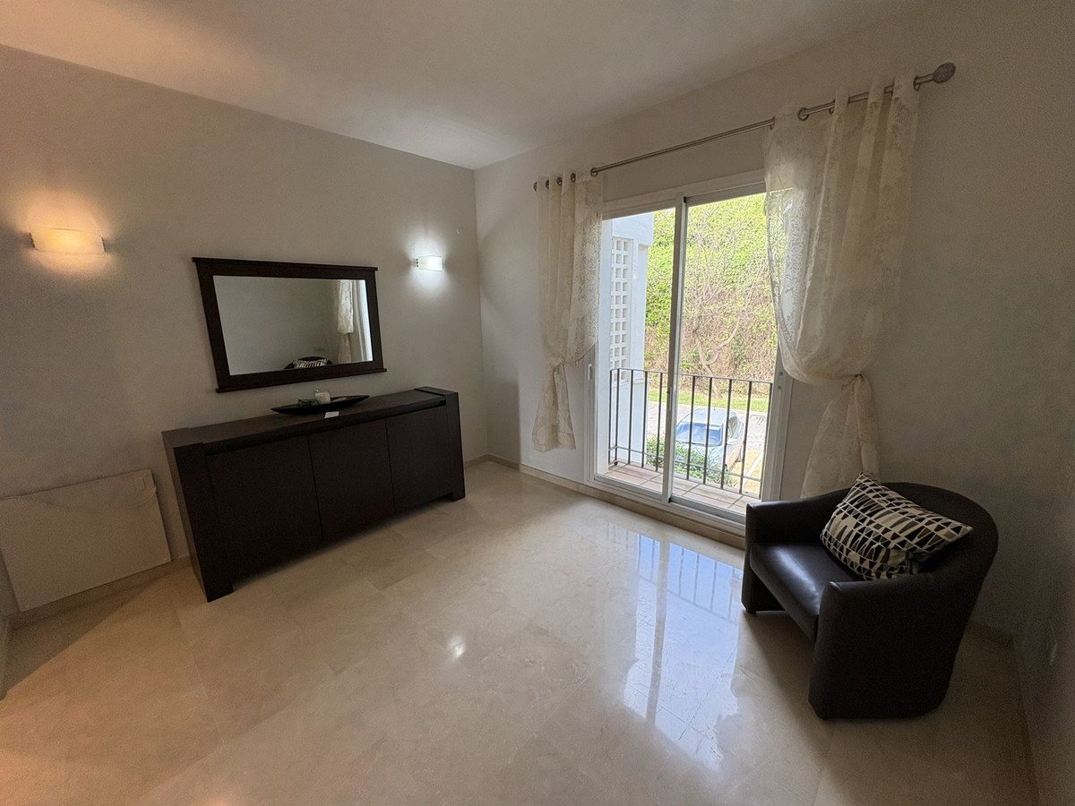 2 Bed Middle Floor Apartment in La Quinta in La Quinta — Apartment