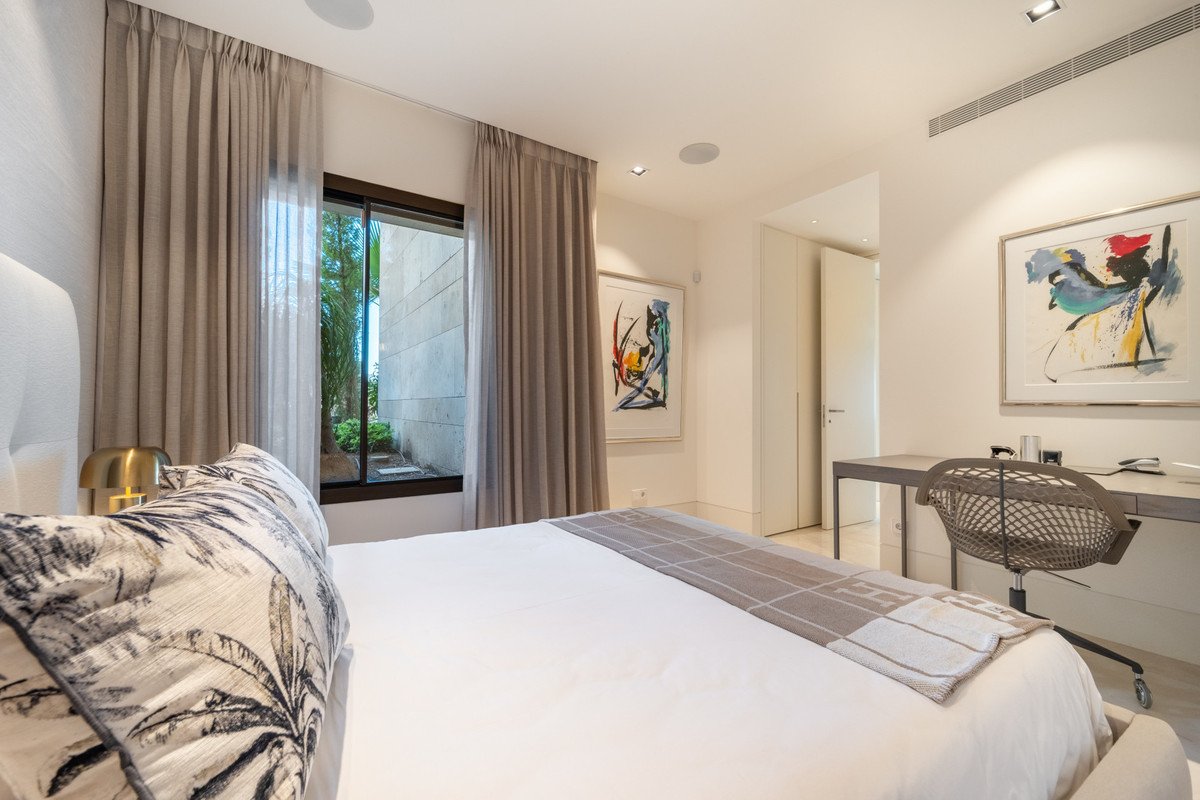 3 Bed Middle Floor Apartment in La Quinta في La Quinta — شقة