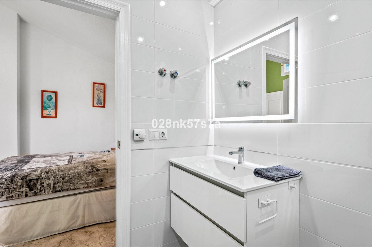 3 Bed Townhouse in La Zenia in La Zenia — Townhouse