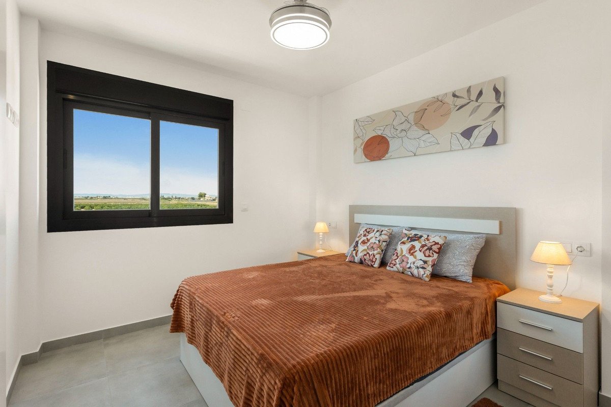 2 Bed Middle Floor Apartment in Los Alcazares in Los Alcazares, Apartment