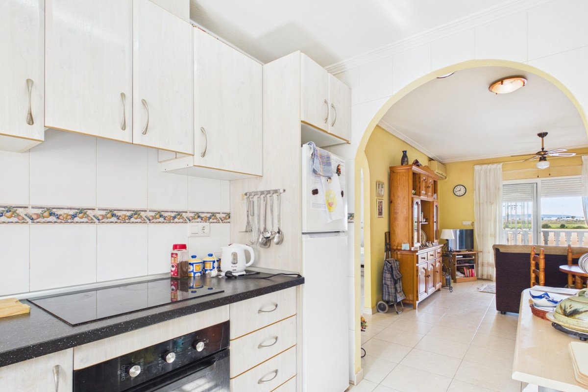 2 Bed Middle Floor Apartment in Los Alcazares in Los Alcazares — Apartment