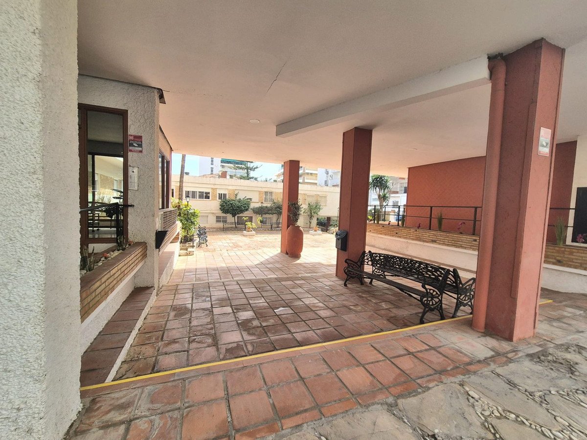 2 Bed Ground Floor Apartment in Los Boliches ב- Los Boliches — דירה