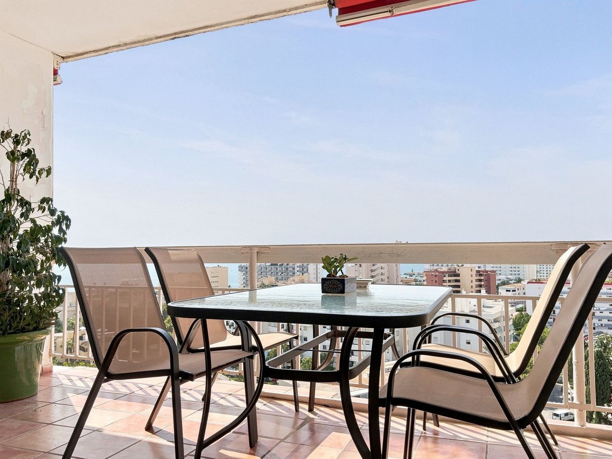 2 Bed Top Floor Apartment in Montemar in Montemar, Apartment