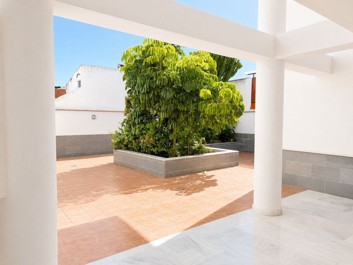 2 Bed Ground Floor Apartment in Málaga in Málaga, Apartment
