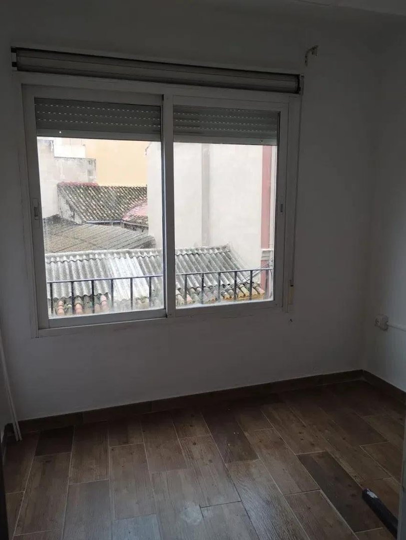 3 Bed Middle Floor Apartment in Málaga in Málaga, Apartment