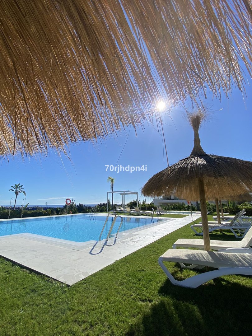 2 Bed Middle Floor Apartment in Málaga in Málaga — Apartment