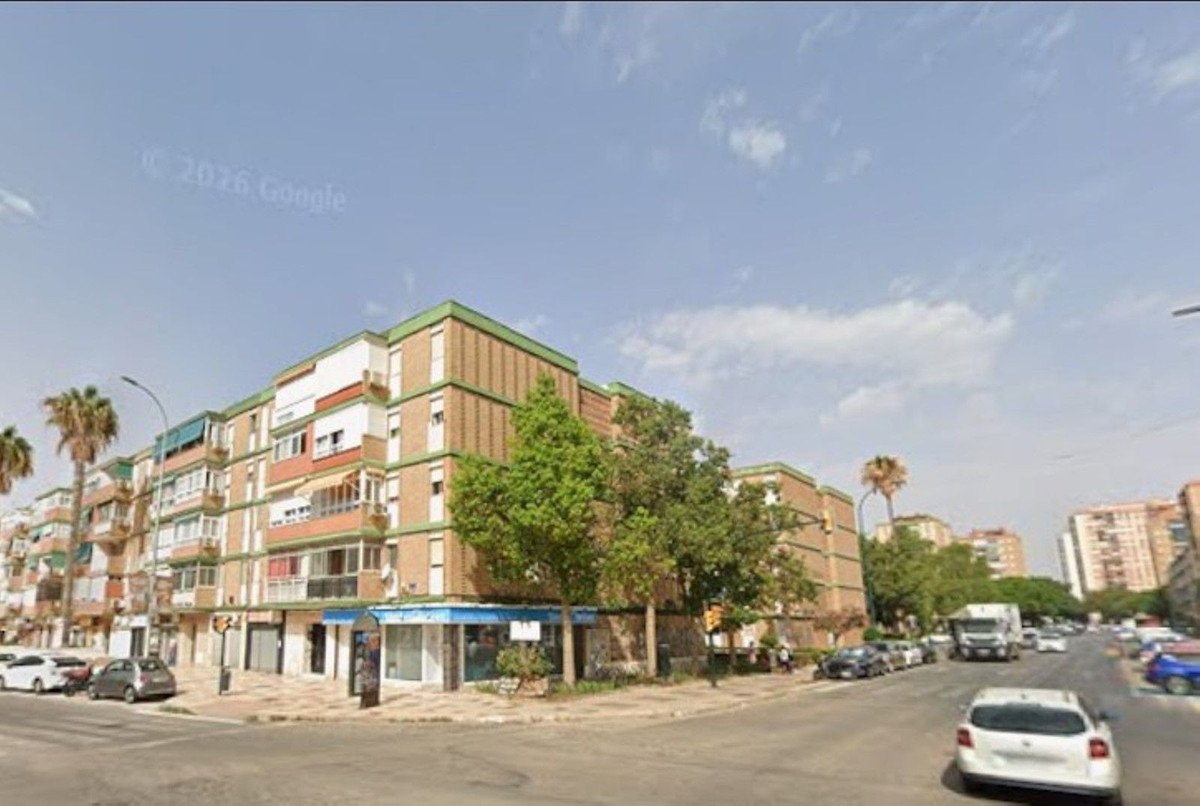 3 Bed Middle Floor Apartment in Málaga in Málaga — Apartment