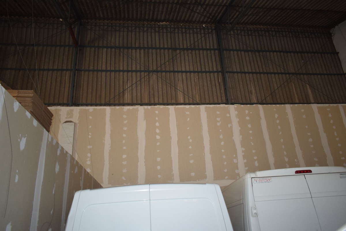Warehouse in Málaga, مستودع