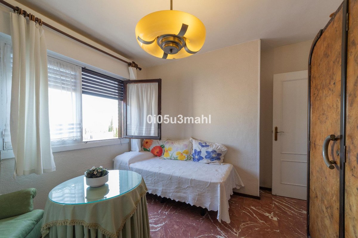 3 Bed Tussenverdieping Appartement in El Palo in El Palo, Appartement