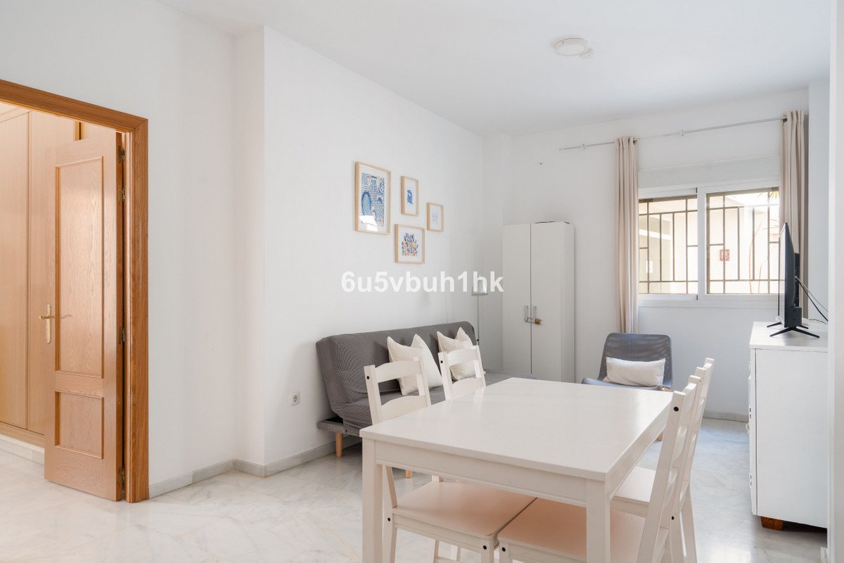 1 Bed Апартамент на партера in Málaga в Málaga, Апартамент