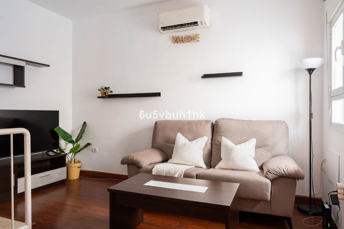 2 Bed Duplex in Málaga Centro في Málaga Centro, دوبلكس