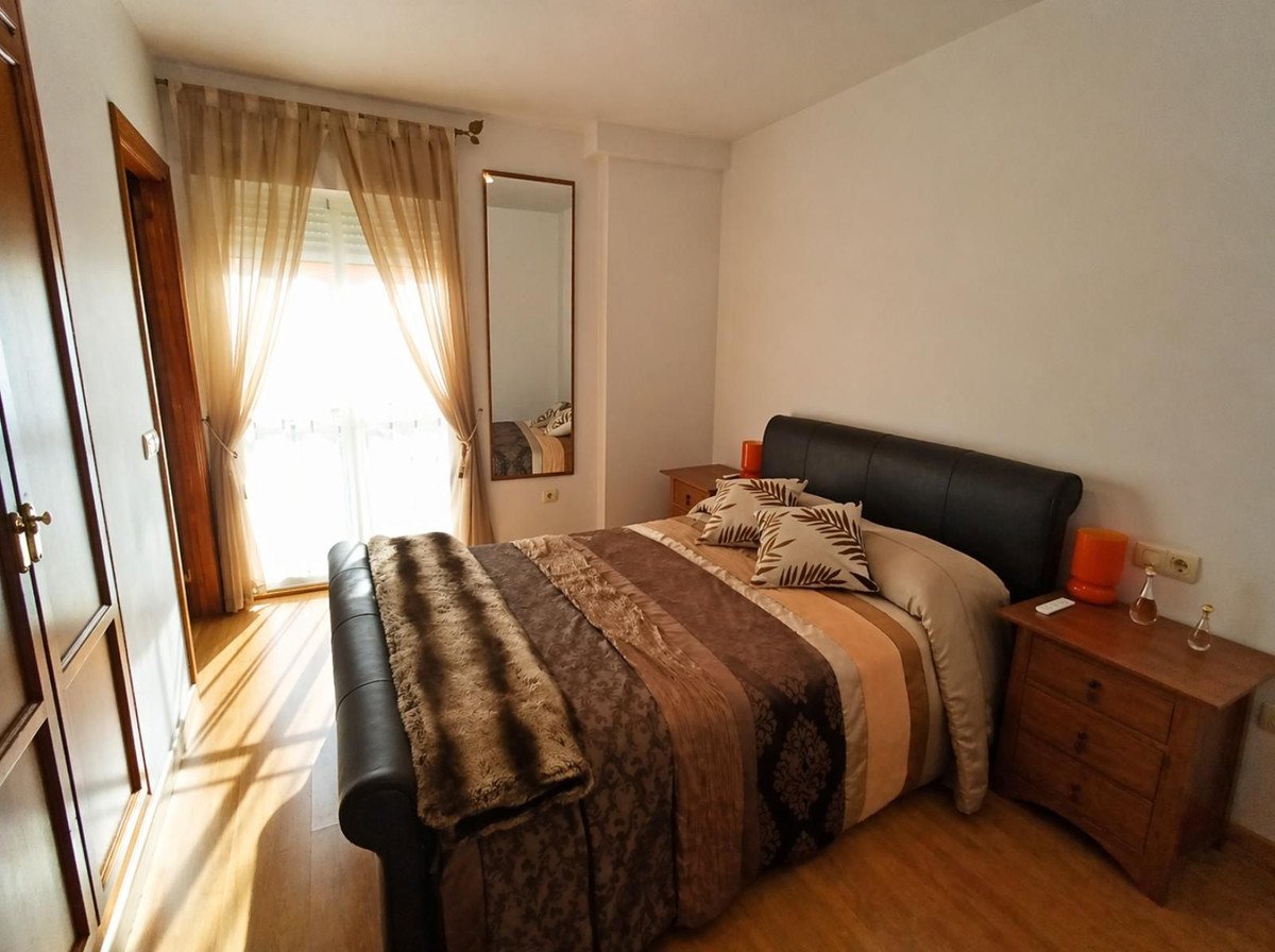 08 photo