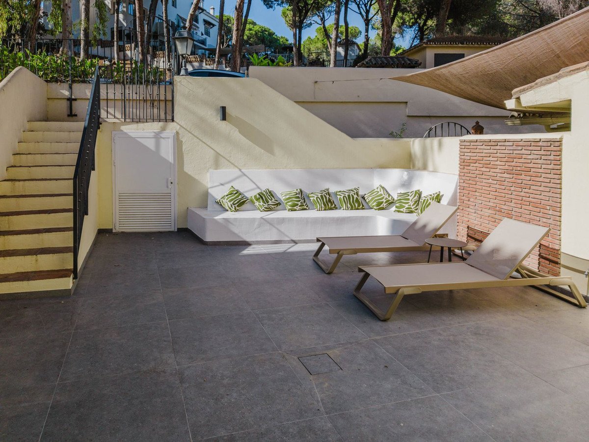 3 Bed Townhouse in Aloha in Aloha, Townhouse