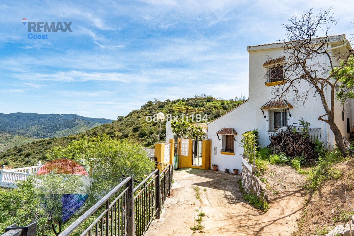 3 Bed Finca - Cortijo in Ciudad Jardín