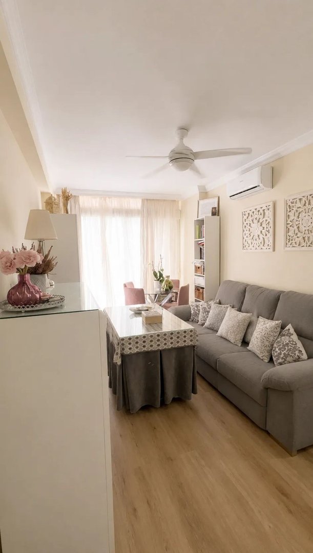 3 Bed Middle Floor Apartment in Málaga Centro in Málaga Centro, Apartment