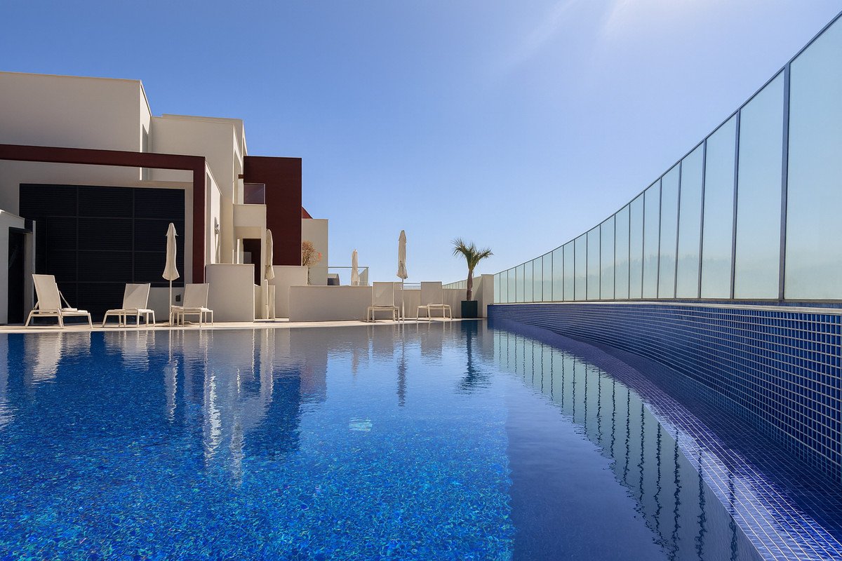 3 Bed Penthouse Duplex in La Quinta, Duplex Penthouse