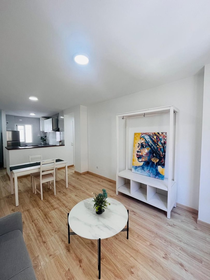 2 Bed Middle Floor Apartment in Suárez in Suárez, Apartment