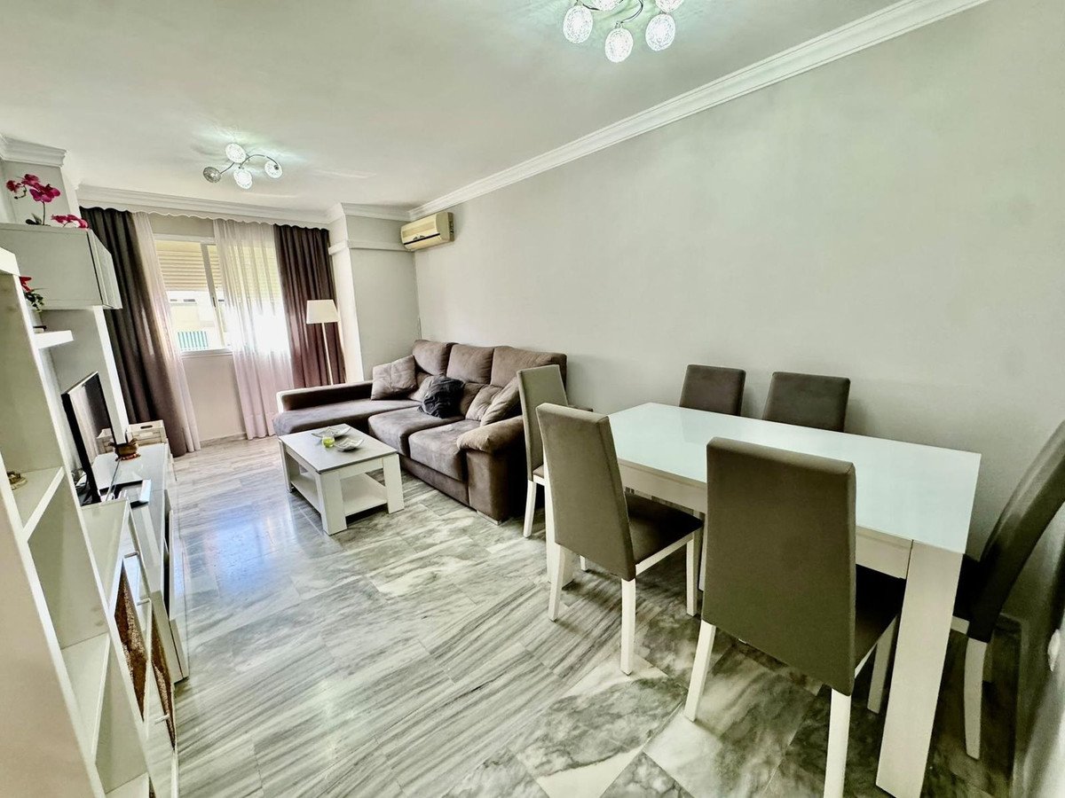 2 Bed Middle Floor Apartment in Teatinos in Teatinos, Apartment