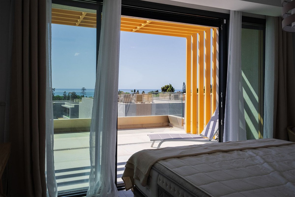 4 Bed بيت مدينة in El Chaparral في El Chaparral, منزل مستقل