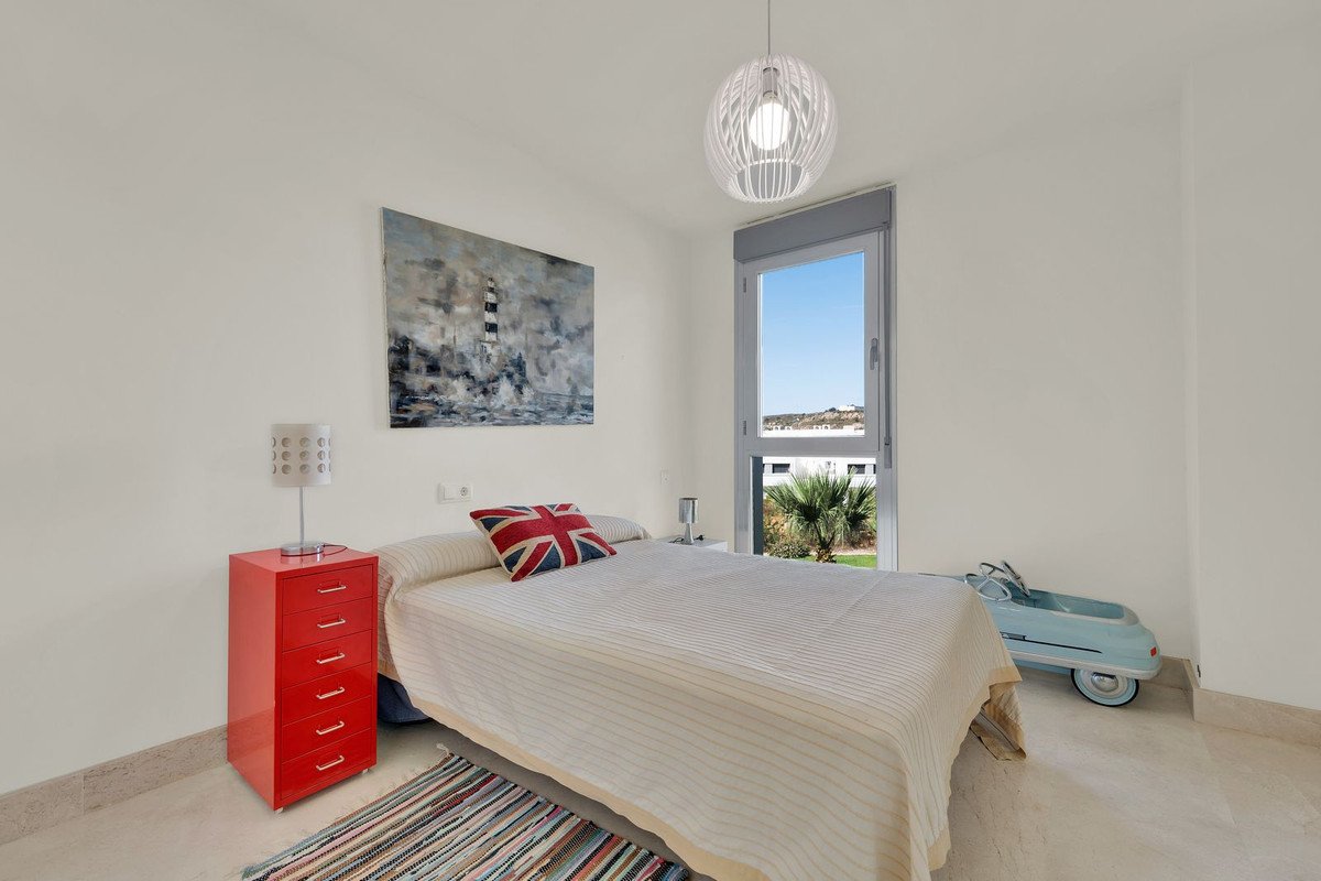 3 Bed Middle Floor Apartment in Manilva in Manilva, Apartment