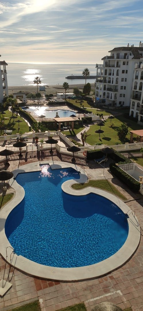 23 photo