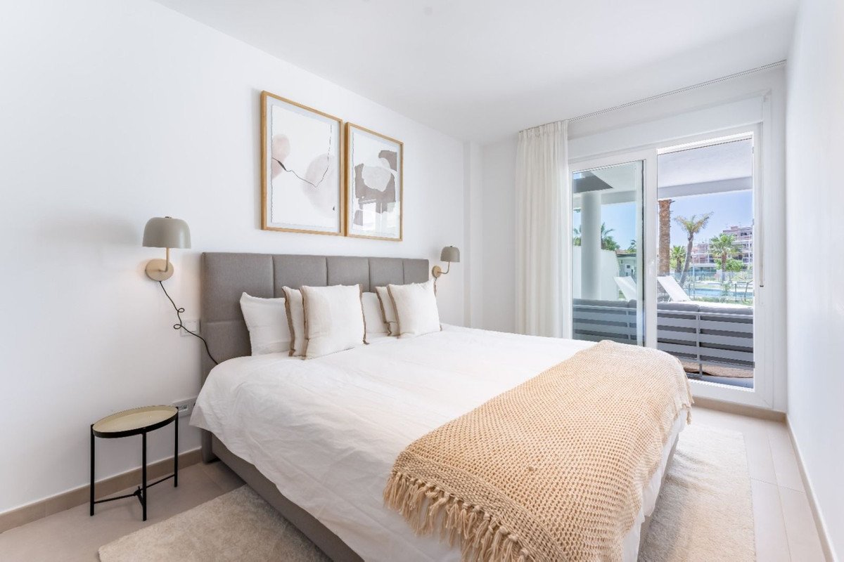 2 Bed Ground Floor Apartment in La Duquesa in La Duquesa, Apartment