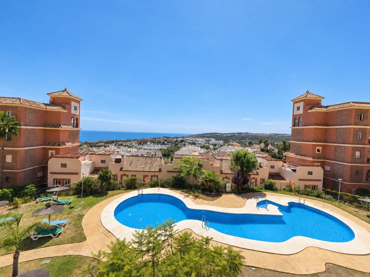 3 Bed Ground Floor Apartment in La Duquesa in La Duquesa, Apartment