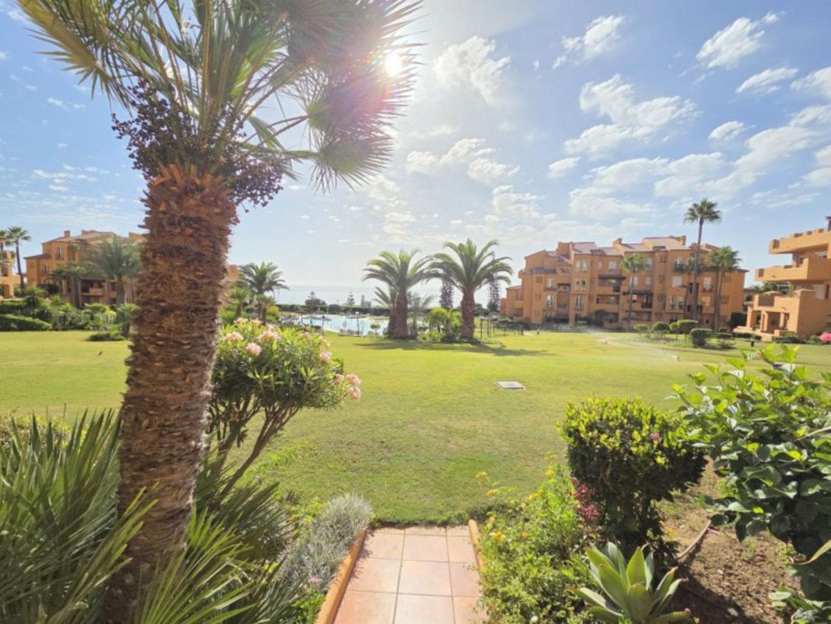 3 Bed Ground Floor Apartment in La Duquesa in La Duquesa, Apartment