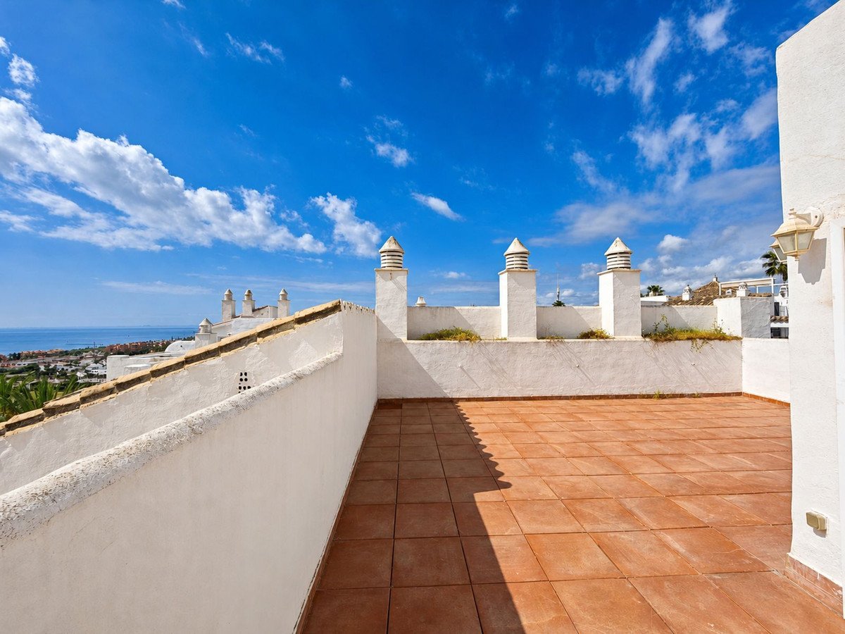 2 Bed بنتهاوس Duplex in La Duquesa في La Duquesa — بنتهاوس دوبلكس