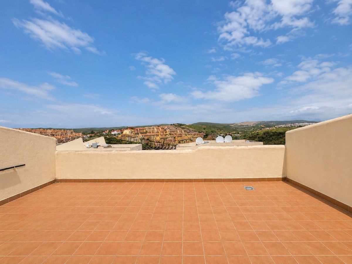 2 Bed Penthouse Duplex in La Duquesa in La Duquesa, Penthouse Duplex