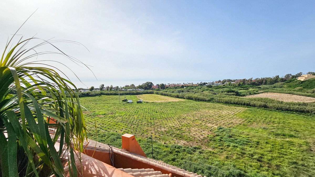 2 Bed بنتهاوس in La Duquesa في La Duquesa, بنتهاوس