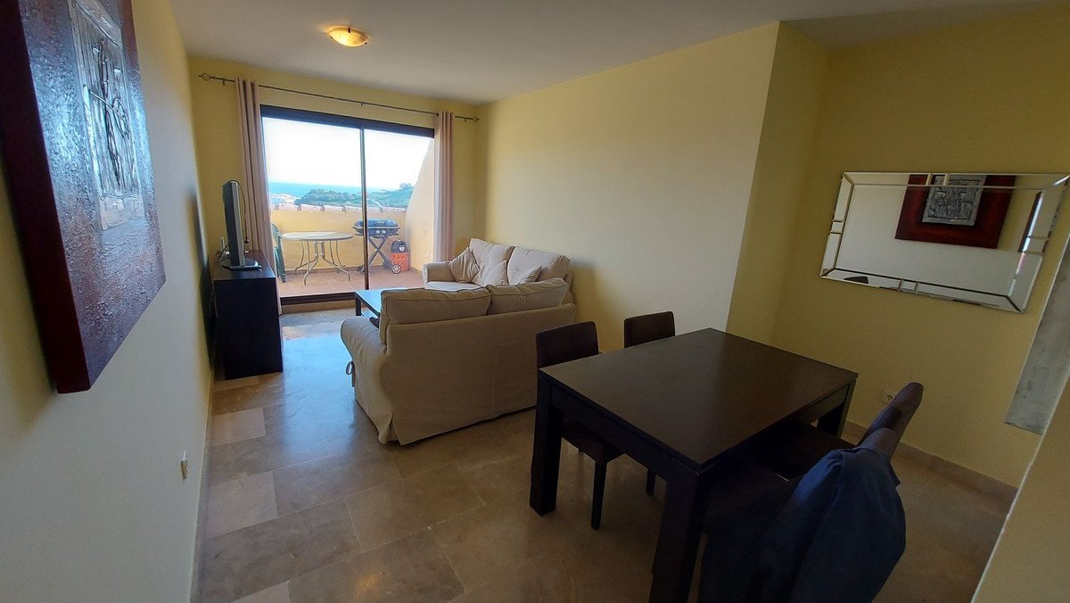 2 Bed Penthouse in La Duquesa