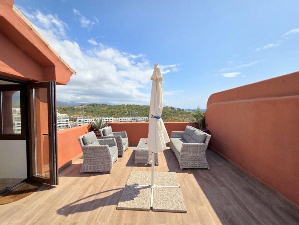 3 Bed Penthouse Duplex in La Duquesa in La Duquesa, Duplex Penthouse